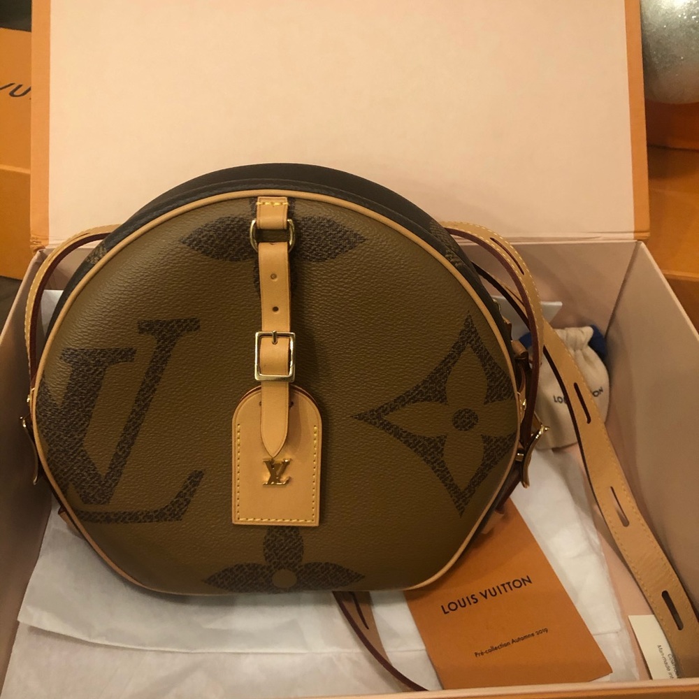 ❌SOLD❌Louis Vuitton Boite in giant monogram - Picture 1 of 7